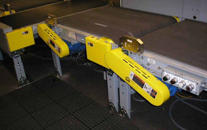 Uni-Queue Belt Conveyor System with Safety Guards