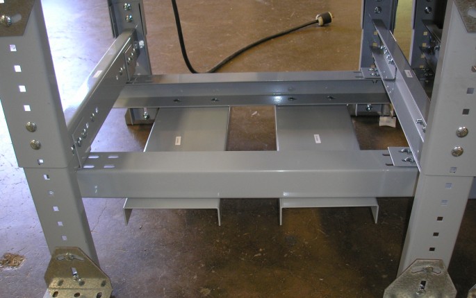 Two Tapered Queue Mock-up with Pallet Jack Kit